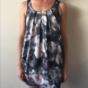 Super Cute H&M Dress Size 2